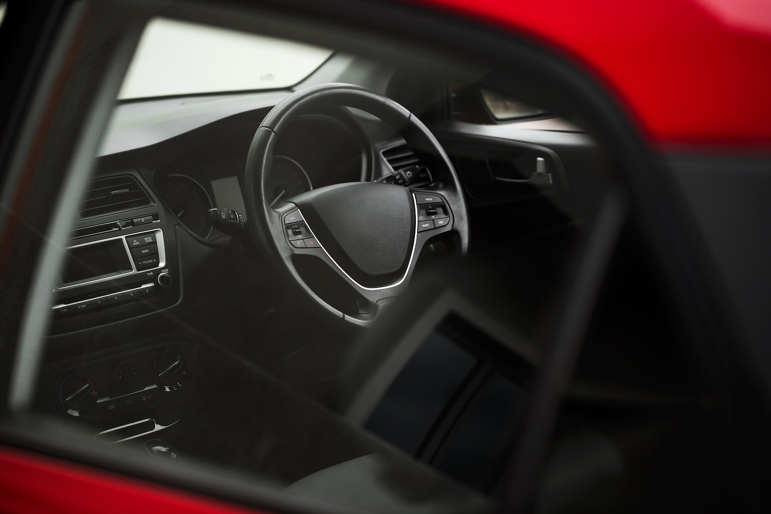 Interior view of car with black interior through t 2026 03 17 00 33 47 utc.jpg